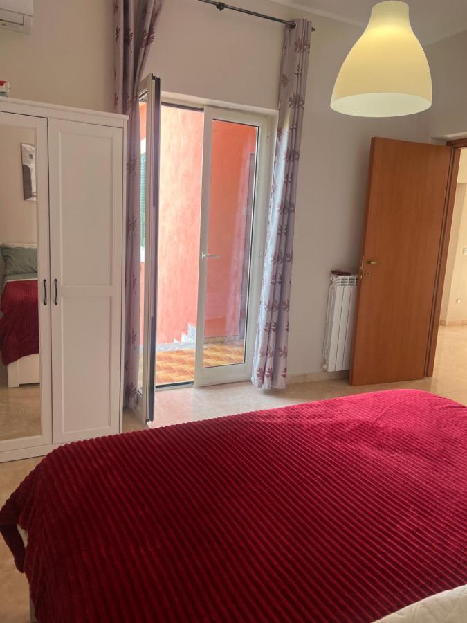 Esther Guest House カステル・ヴォルトゥルノ エクステリア 写真